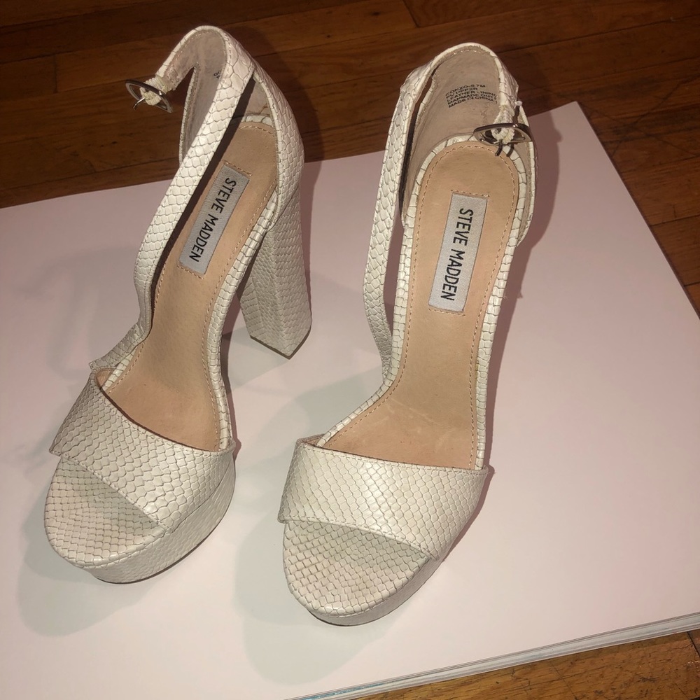 Steve Madden platform heels!